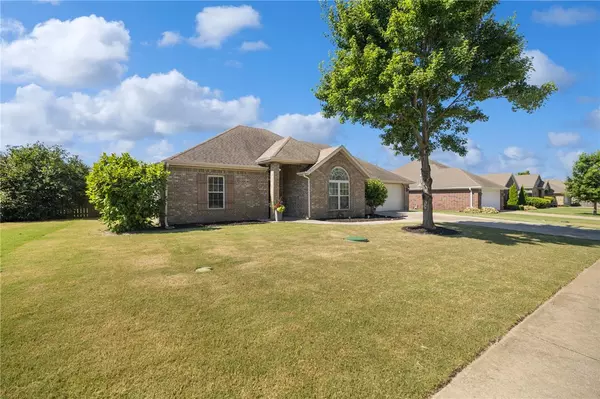 Cave Springs, AR 72718,1411 Cavern Springs