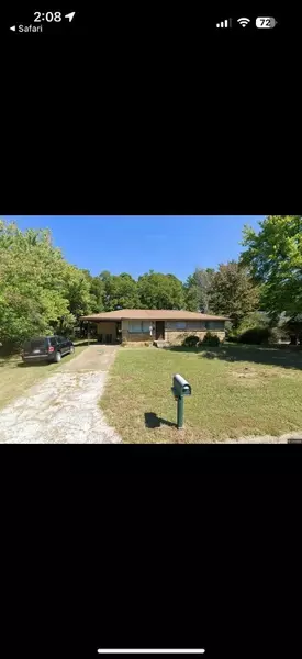 2010 W C, Russellville, AR 72802