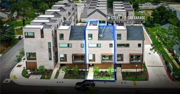 722 SE 4th St, Bentonville, AR 72712