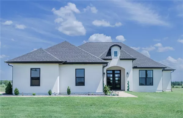 20597 Shady Grove Rd, Siloam Springs, AR 72761