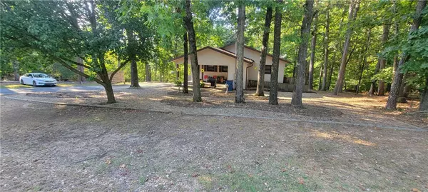 Bella Vista, AR 72714,2 Filkins Ln