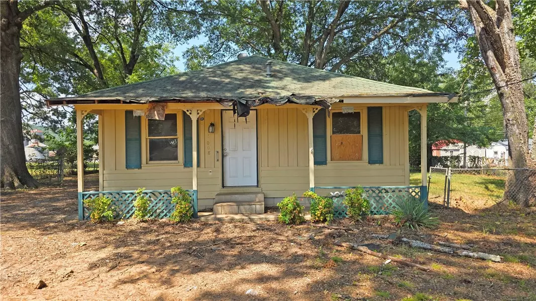 1008 Vine St, Paris, AR 72855