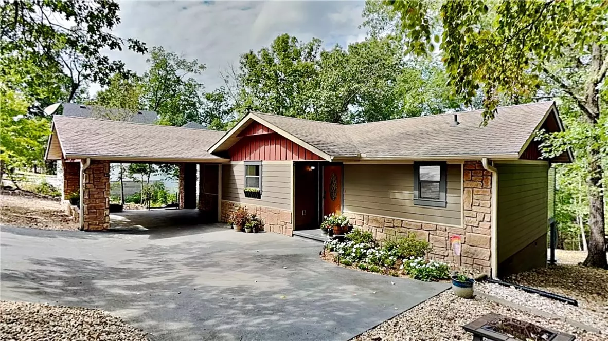 Bella Vista, AR 72714,8 Sutherland Ln