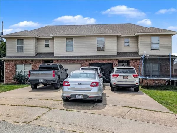 Springdale, AR 72764,2393 Rim Rock Ave #A & B