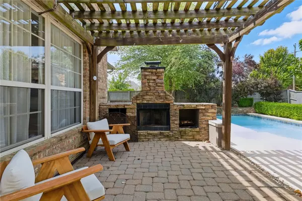 6515 Alyssa Ln, Rogers, AR 72758