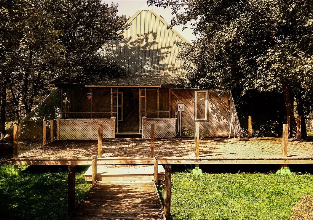 Russellville, AR 72802,246 Carothers Ln