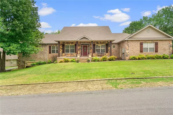 Bella Vista, AR 72715,2 Glenwood Ln
