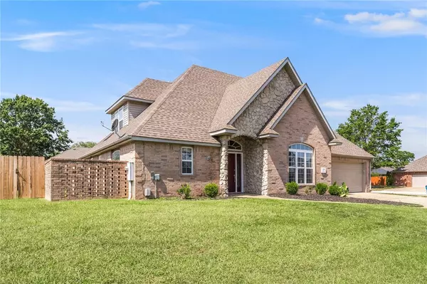 Bentonville, AR 72712,600 SE Cornell St