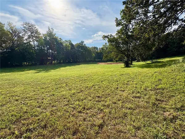 Prairie Grove, AR 72753,16477 Parks Corner Rd