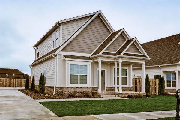 1711 Broadway Pl, Rogers, AR 72758