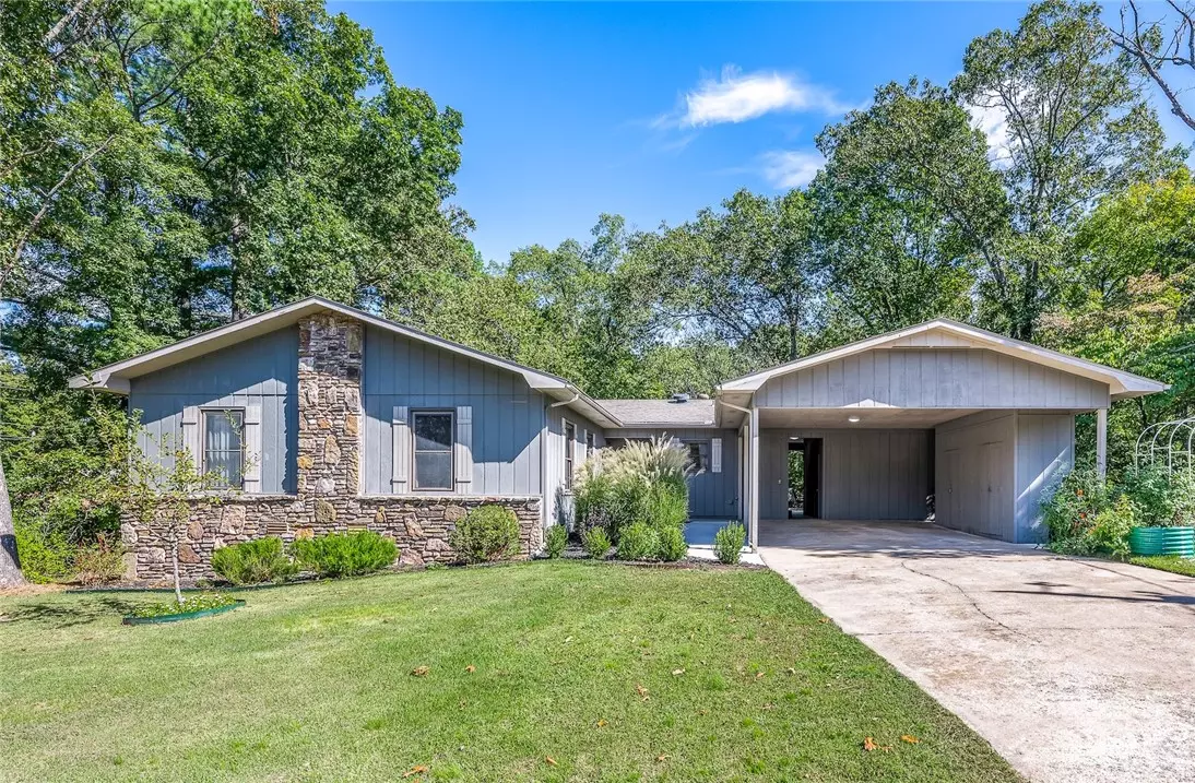 Bella Vista, AR 72714,1 Penzance Dr