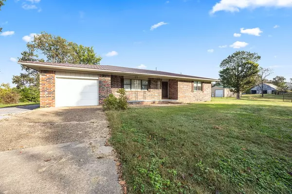 Elkins, AR 72727,12831 Hummingbird Rd