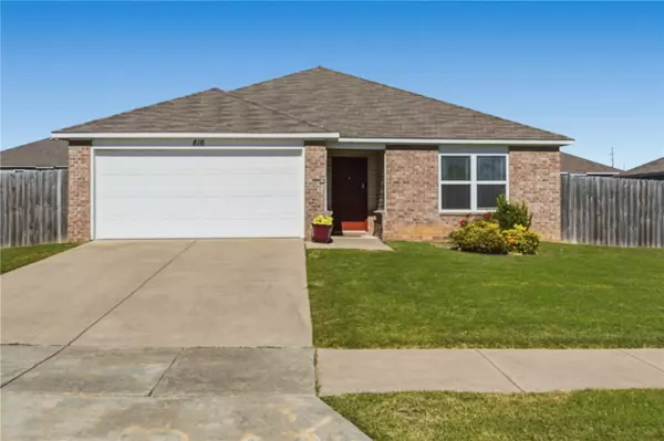 816 NW 68th Ave, Bentonville, AR 72713