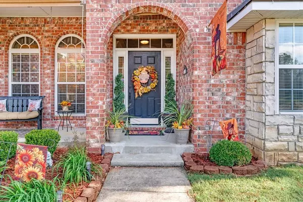 Springdale, AR 72762,2191 Summer Oak St