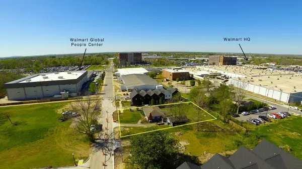 Bentonville, AR 72712,508 SW E St