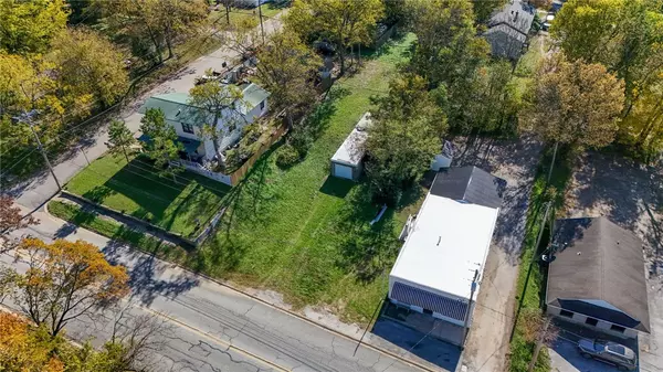 Siloam Springs, AR 72761,618 and 620 Main St