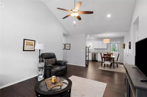 Bella Vista, AR 72714,5 Ettington Ln