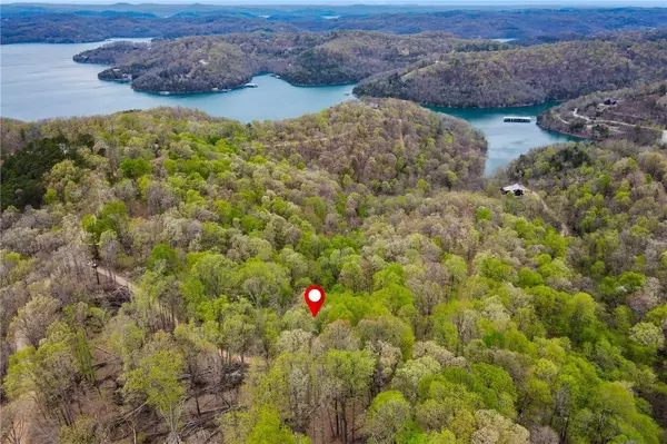 Tract 18 CR 1560, Eureka Springs, AR 72632