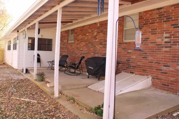 Harrison, AR 72601,2826 Salmon Ln