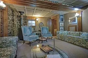 Clinton, AR 72831,Address not disclosed