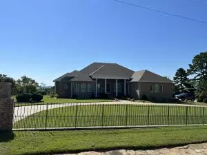 Dover, AR 72837