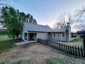 322 North, Belleville, AR 72824