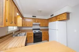 Harrison, AR 72601,2001 Cedar