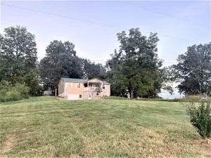 41 Walnut Ln, Western Grove, AR 72685