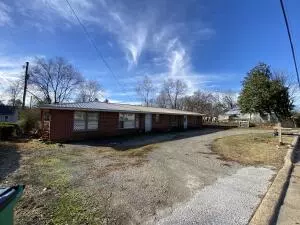 202 Park Street, Flippin, AR 72634