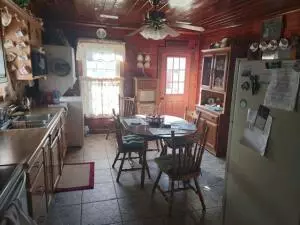 AR 72658,27 Chastain St