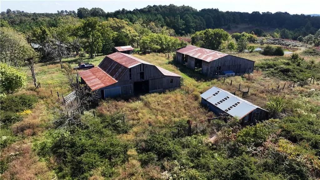 2307 NC 1615, Compton, AR 72624