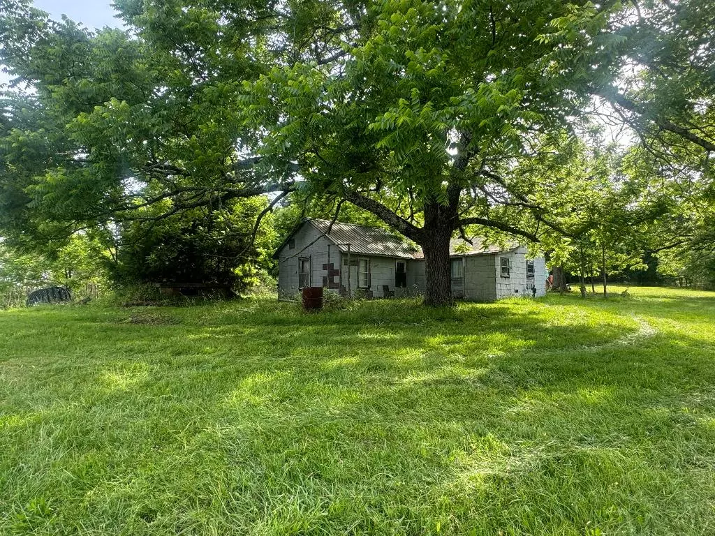 Deer, AR 72628,778 NC 8872