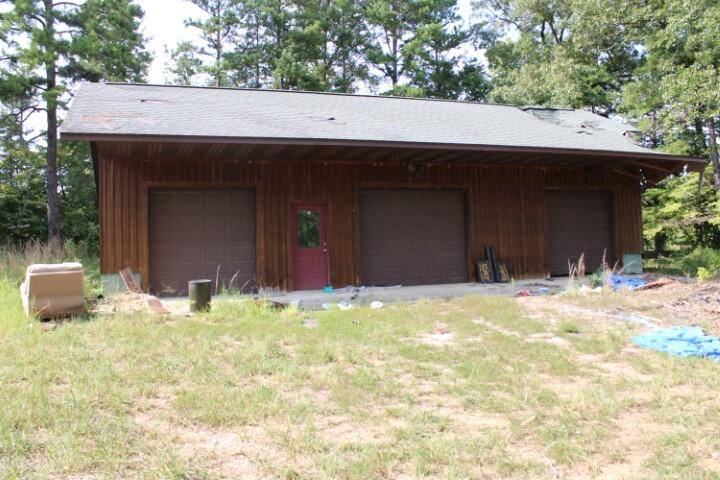 Yellville, AR 72687,880 Marion County 6076