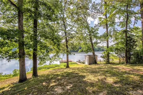 Columbia, VA 23038,184 Trices Lake RD