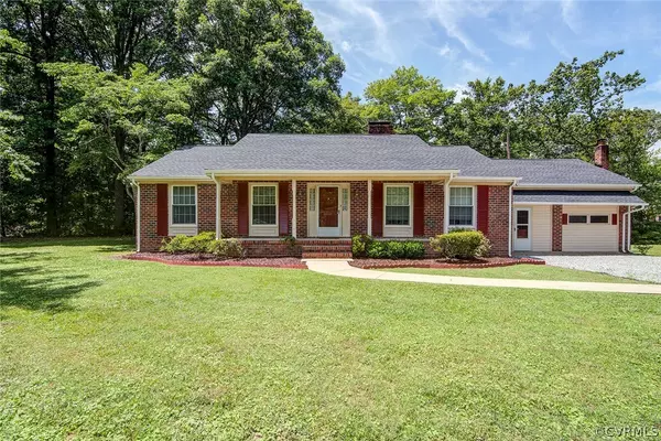 143 Fellowship CT, Tappahannock, VA 22560