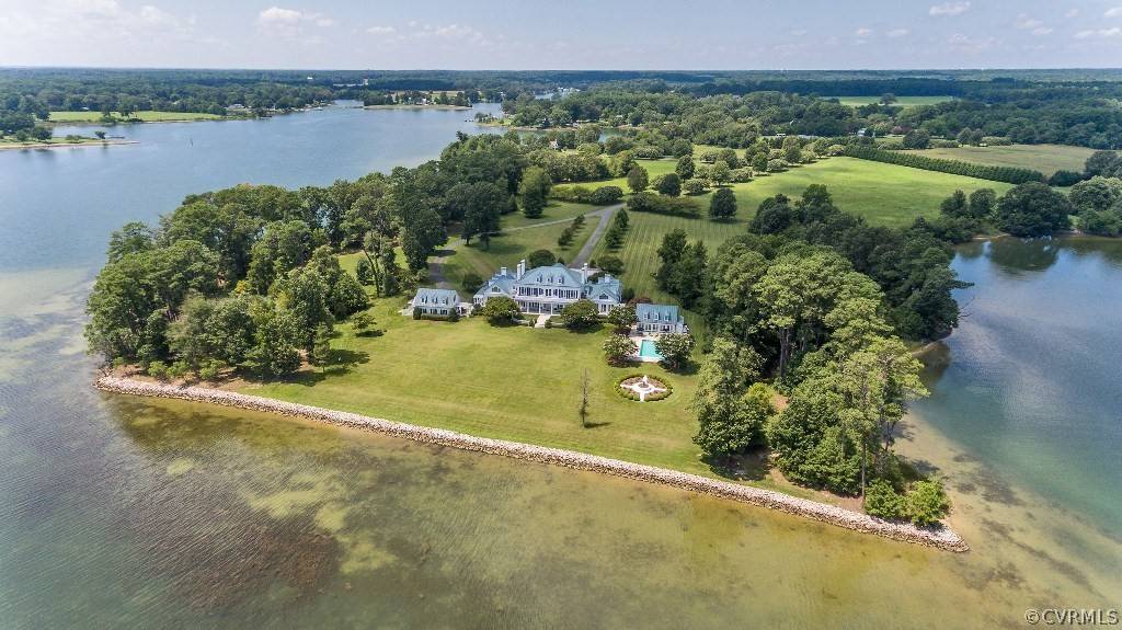 244 Mifarm RD, White Stone, VA 22578