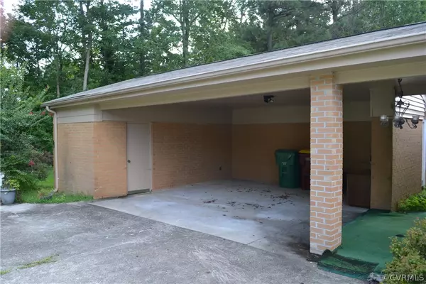 Petersburg, VA 23805,1624 Drury RD