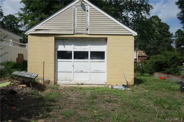Ampthill, VA 23237,2404 Sherbourne RD