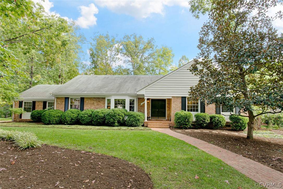 1515 Helmsdale DR, Henrico, VA 23238