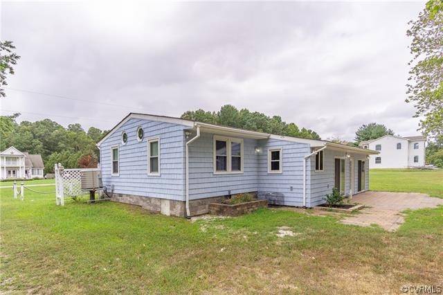 White Stone, VA 22578,157 Tammy DR