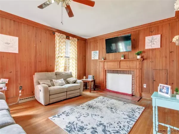 Wakefield, VA 23888,108 E Pinecrest RD