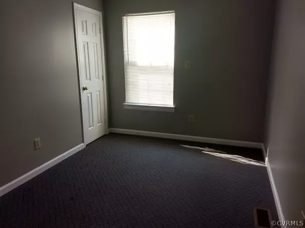 Henrico, VA 23223,4415 FOXTAIL LN