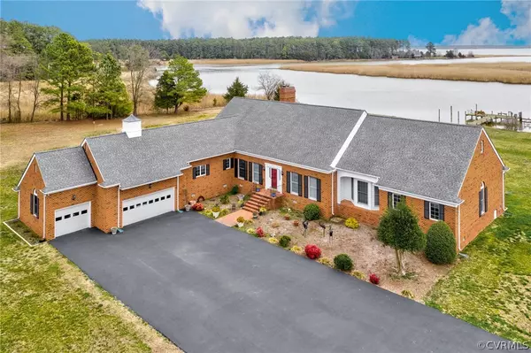 507 Piscataway DR, Tappahannock, VA 22560