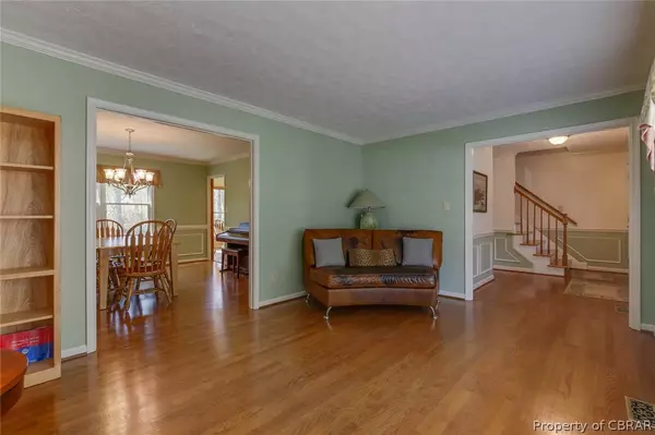 Yorktown, VA 23693,204 Willards WAY