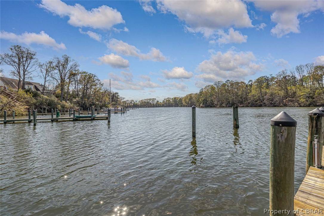 Reedville, VA 22539,364 Captains WAY