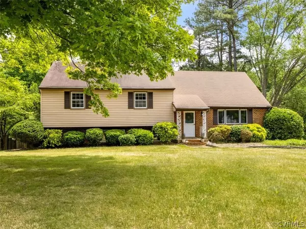 33 Goodward RD, North Chesterfield, VA 23236