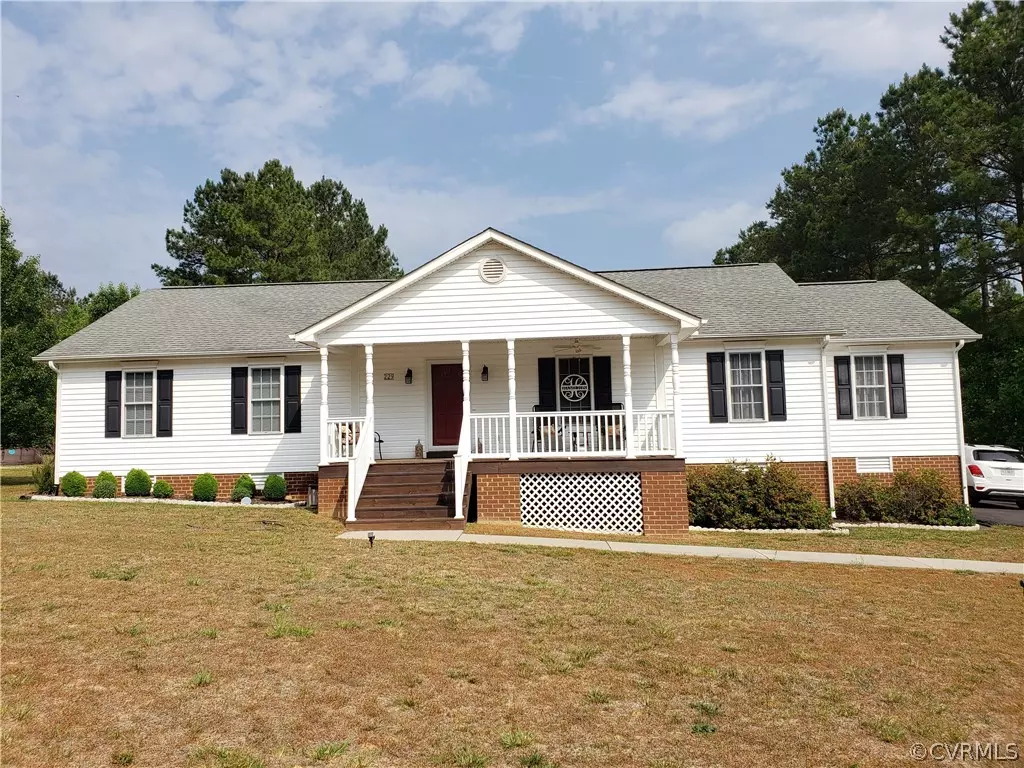 Tappahannock, VA 22560,229 Deep Landing RD