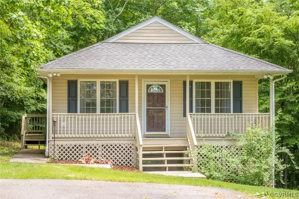 5513 Lakeview RD, Quinton, VA 23141