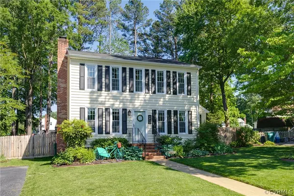 4811 Candlelight PL, Glen Allen, VA 23060