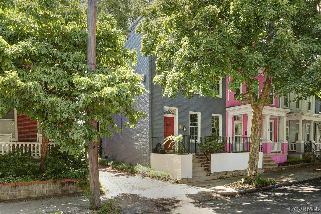 Richmond, VA 23220,11 Strawberry ST